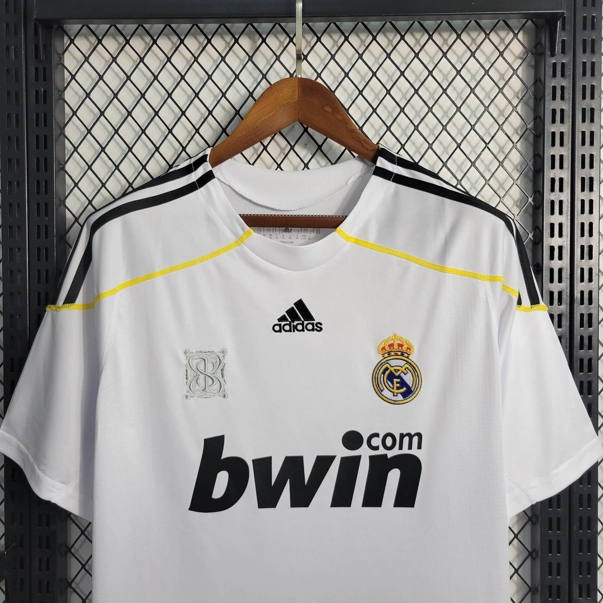 2009/10 Real Madrid Retro Home Jersey #8 Kaka UCL Personalized
