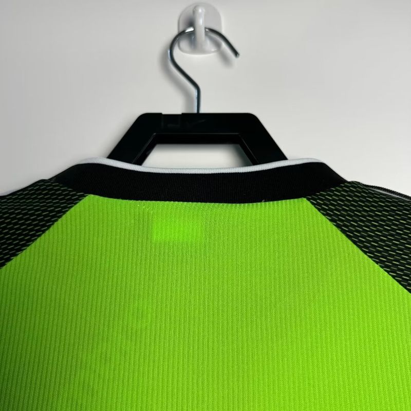 Manchester United 1998-1999 Retro GK Green Long Sleeve Jersey Rare Collector Treble Schmeichel