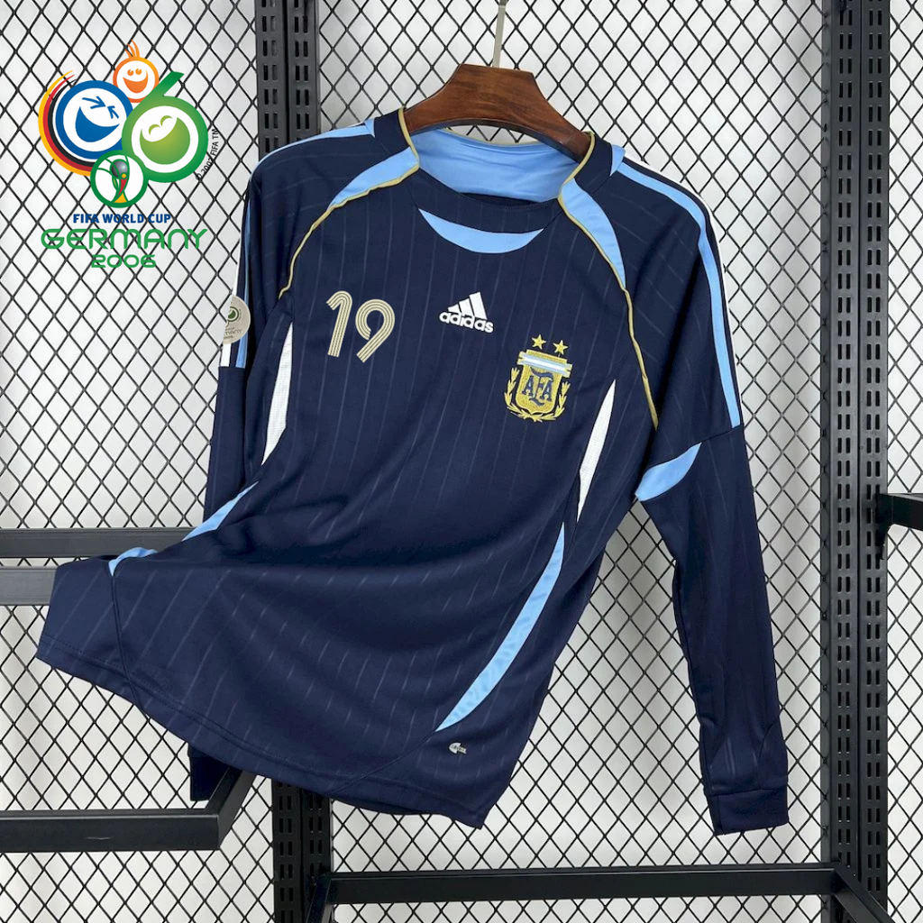 Argentina 2006 World Cup Home Retro Long Sleeve Jersey #19 Young Messi Personalized S-2XL