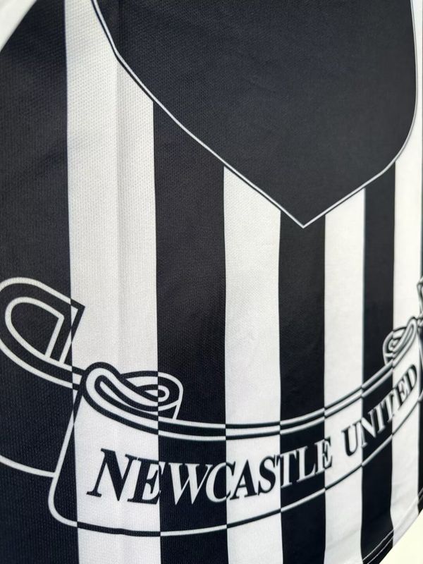 Newcastle 1997-99 Retro Home Long Sleeve Jersey