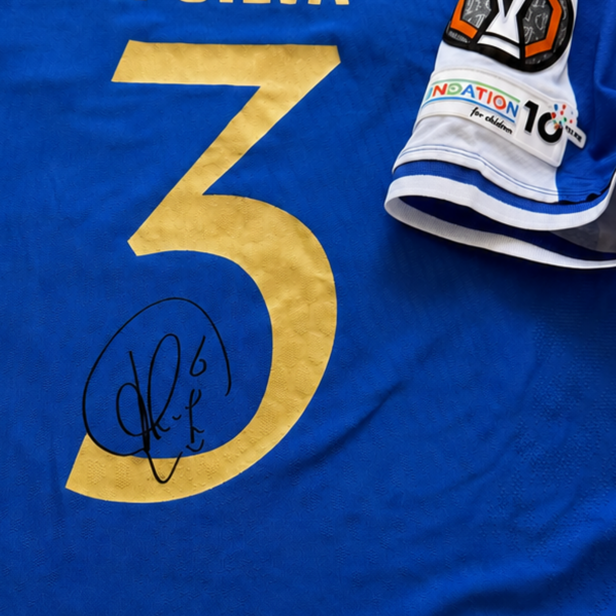 T. Silva Signed Porto Style 25/26 Football Jersey – Thiago Silva Collectible Fan Memorabilia