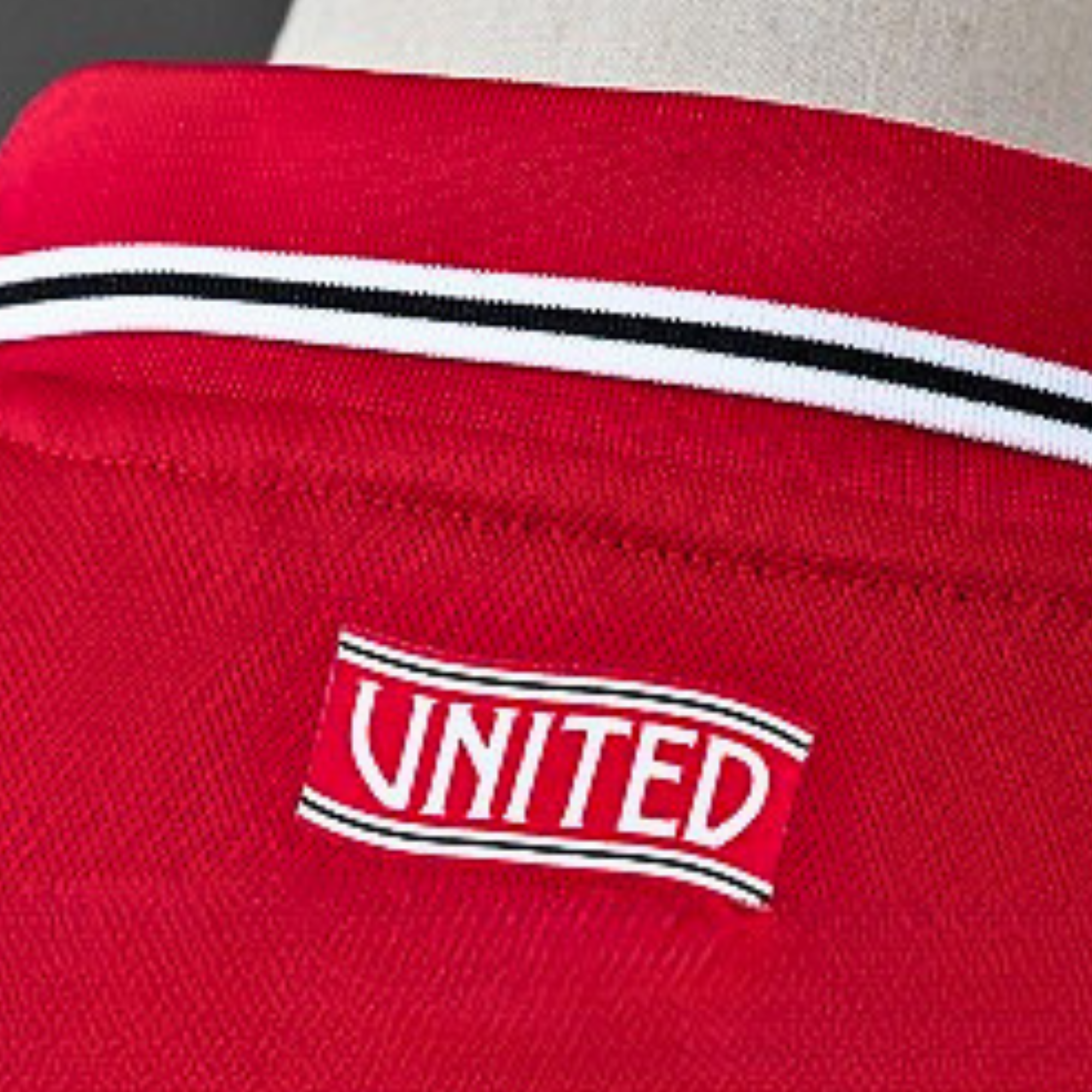 Maillot de football domicile unisexe à manches courtes Manchester United B.Fernandes n°8 26/27 – Édition Champions S–3XL