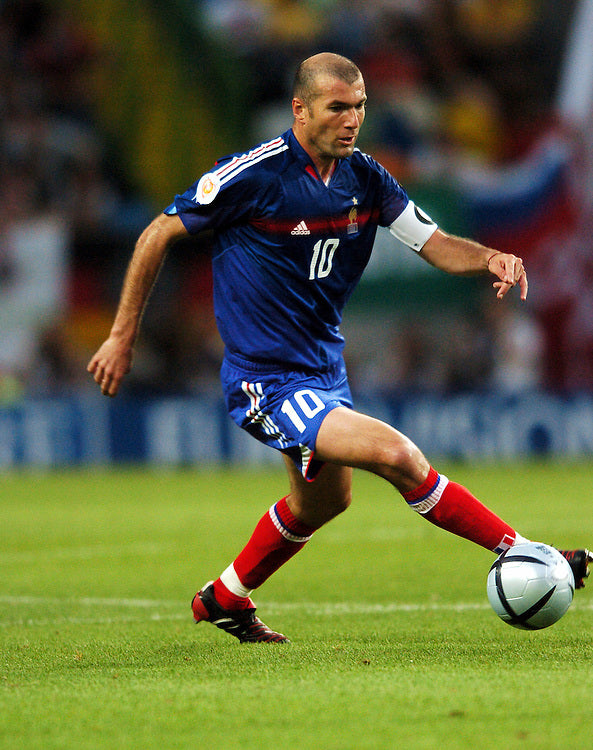 France 2004 Retro Home Jersey – Zidane #10