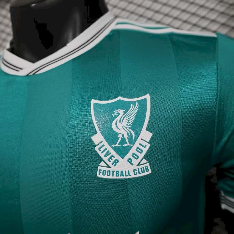 2025-2026 Liverpool Player Version Green Third Short Sleeve Jersey Personalized PL UCL Patch