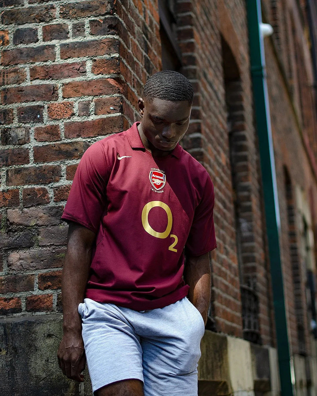 Arsenal FC 2005-2006 Retro Home Jersey | Custom Name & Number Men's Soccer Shirt - Short Sleeve "Highbury Farewell" Edition with Optional UCL or Premier League Patches