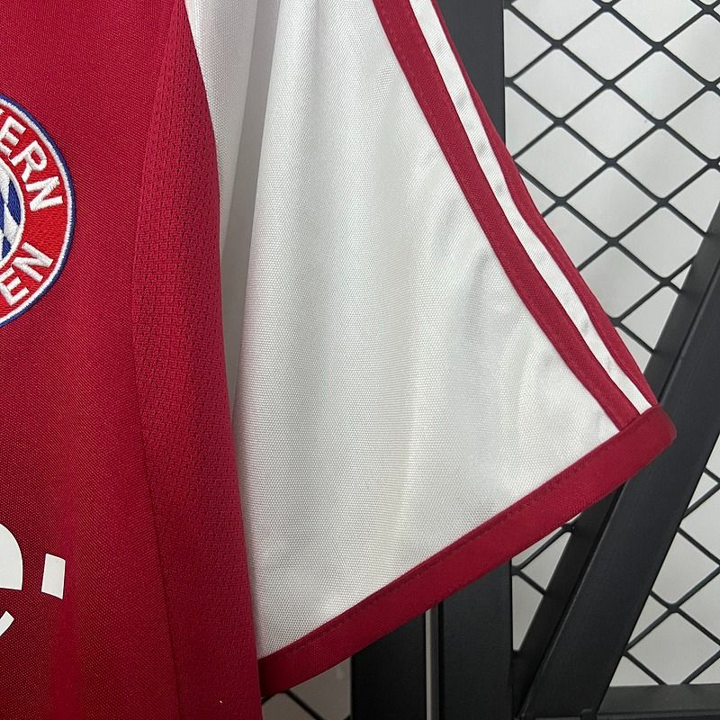 Bayern Munich 2003-2004 Retro Home Short Sleeve Jersey #10 Makaay Bundesliga Patch Personalized Rare