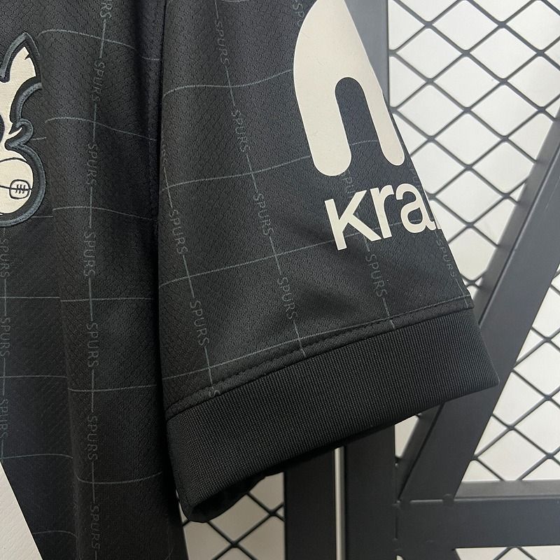 Tottenham Hotspur 2025–2026 Black Fan Jersey