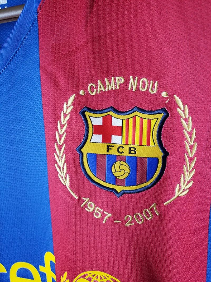 FC Barcelona 2007-08 Retro Home Jersey | #10 Ronaldinho | La Liga