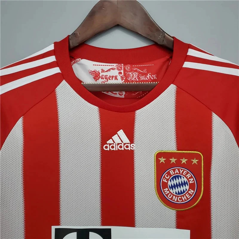 Bayern Munich 2010–2011 Retro Home Jersey – Ribéry #7