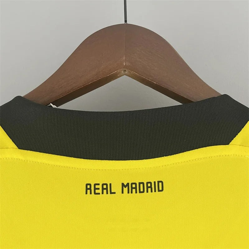 2011/12 Real Madrid Retro Goalkeeper Yellow Jersey #1 Casillas La Liga Patch