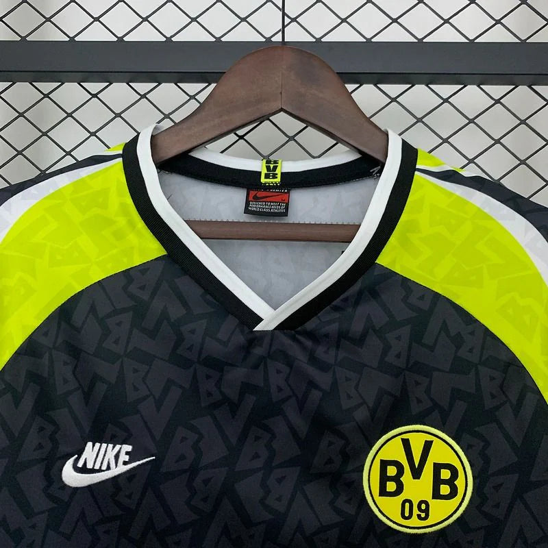 Borussia Dortmund 1995-1996 Black Retro Jersey – Möller #10