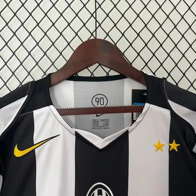 Juventus 2004-2005 Retro Home Short Sleeve Jersey Personalized Serie A UCL Patch Rare Collector