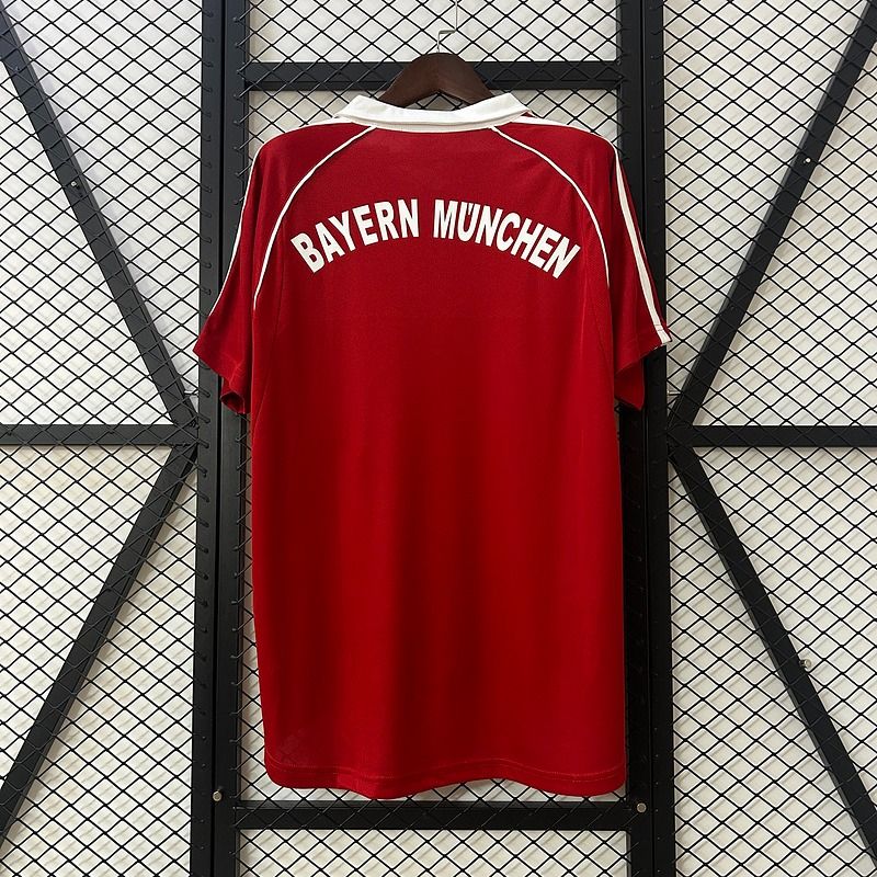 Bayern Munich 2005-2006 Retro Home Short Sleeve Jersey Bundesliga Patch Personalized Rare Van Bommel Makaay