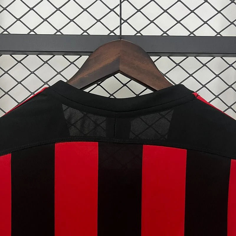 Retro AC Milan 2003-04 Home Jersey Short Sleeve #15 Tomasson
