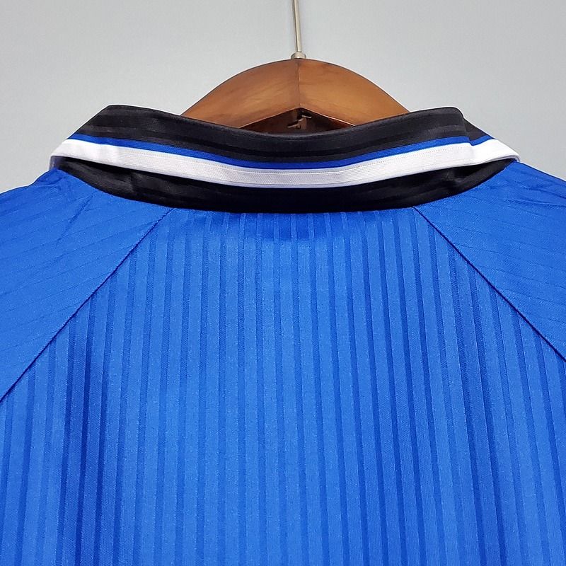 Manchester United 1996-1997 Retro Away Jersey Rare Collector Cantona Last Season
