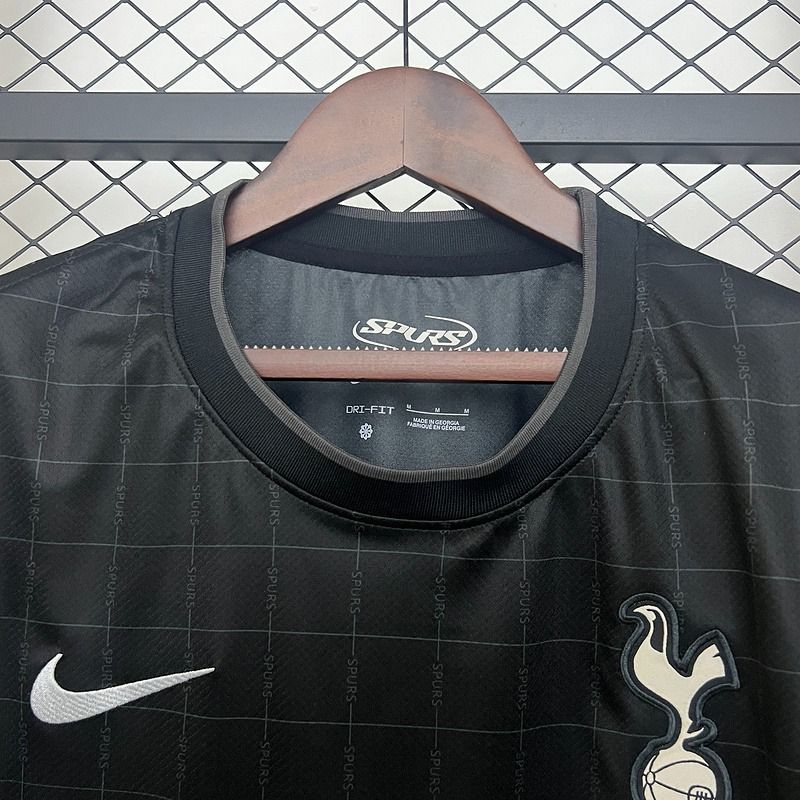 Tottenham Hotspur 2025–2026 Black Fan Jersey