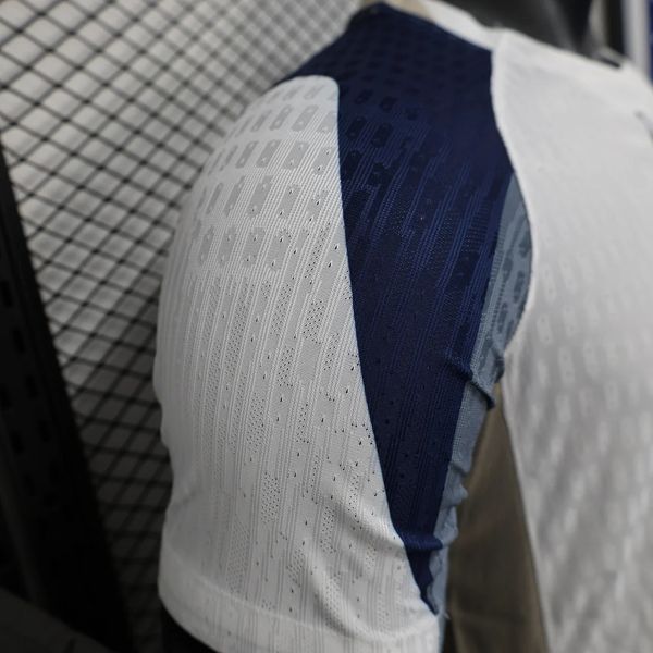 Tottenham Hotspur 2025–2026 Home Player Jersey