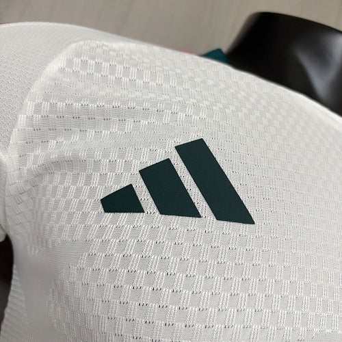 Maillot de football domicile Real Madrid à manches longues version joueur 2026/27 – Édition Match Unisexe Tailles S–3XL