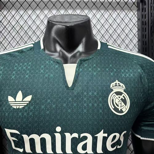2026/27 Real Madrid Player Version Away Short Sleeve Jersey #7 Vinicius Jr UCL Personalized